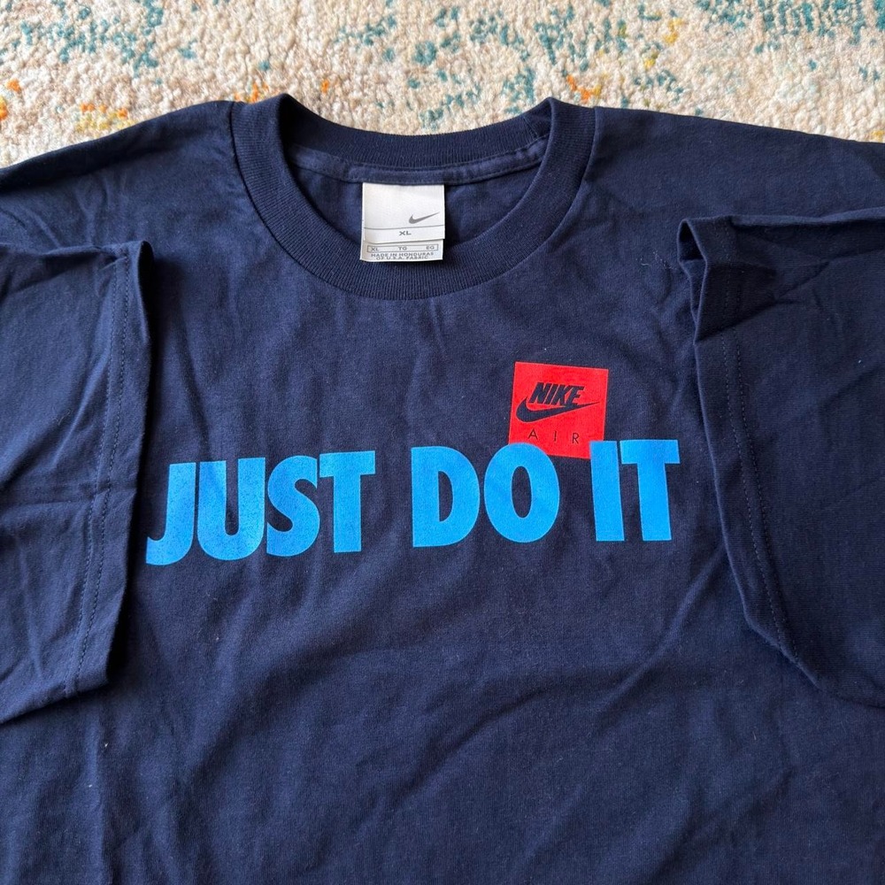 VINTAGE Y2K Nike Air Just Do It T-Shirt XL Navy Blue Red Box Logo Graphic Tee